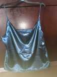 Tops novos L/XL vários