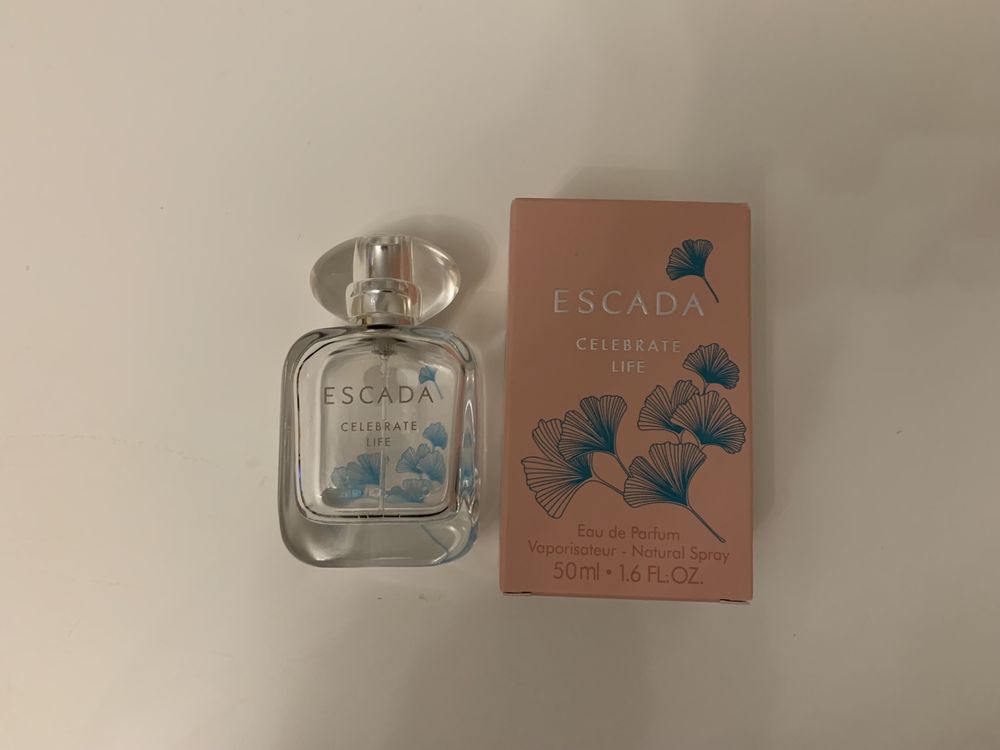 Escada Celebrate Life pusta buteleczka po wodzie perfumowanej