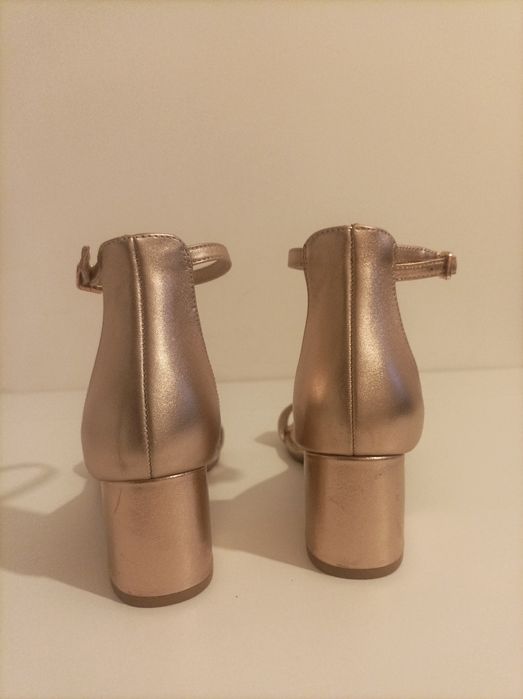 Nowe, Śliczne damskie pantofelki. Steve Madden.