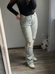 spodnie jeansowe jeans niebieskie dziury rozdarcia szerokie