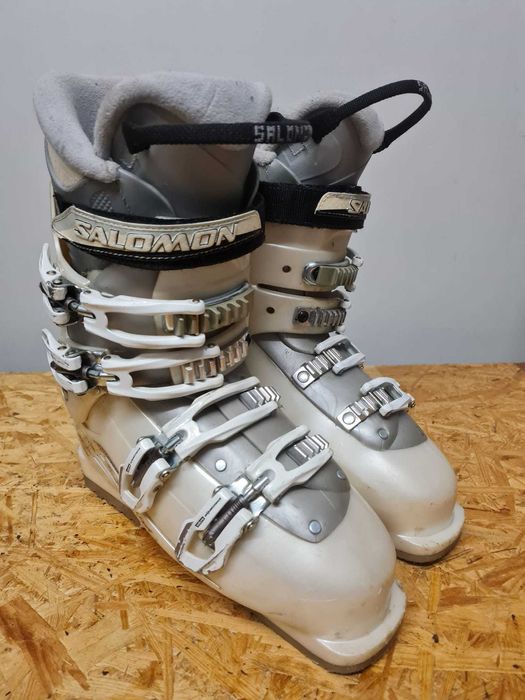 damskie buty narciarskie Salomon Irony MG. rozmiar 40/25 cm