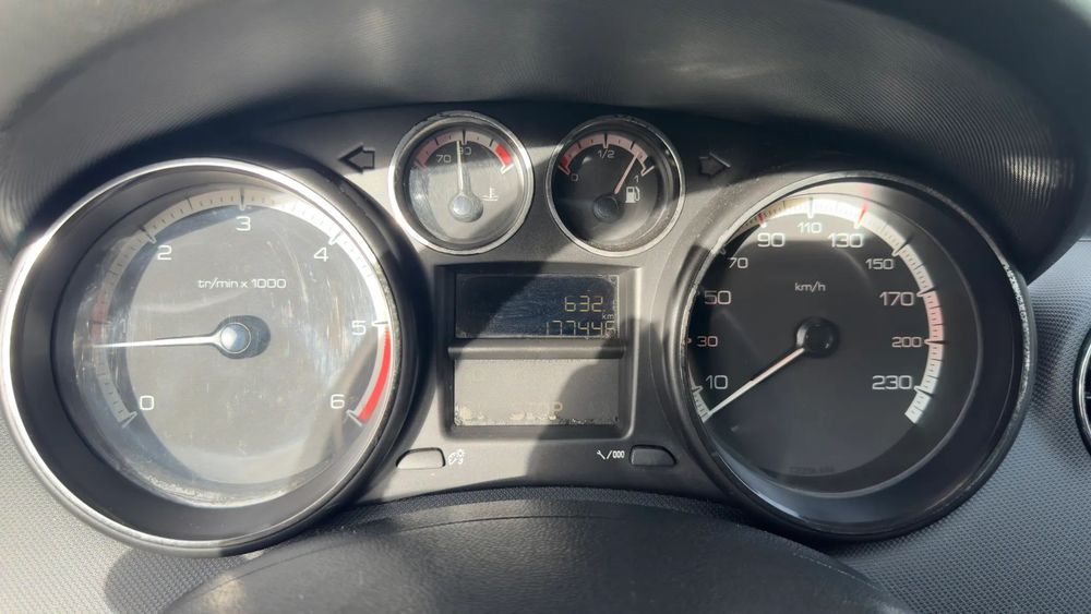 Peugeot 308 1.6 HDi Executive
