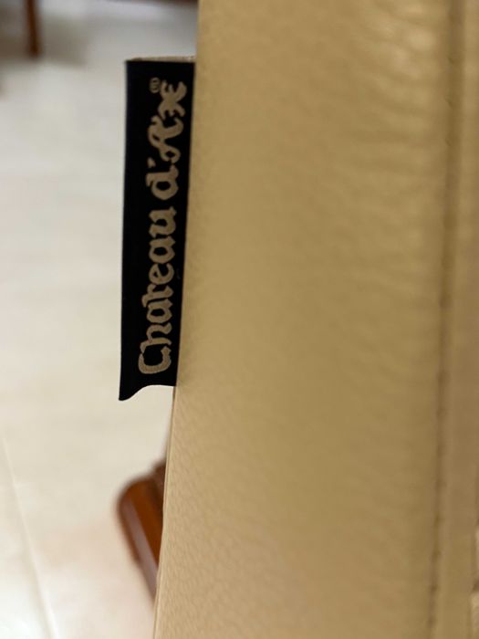 Sofá Casanova 3L Chateau d`Ax em Pele