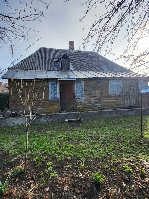 Продам будинок в центрі міста Остер.