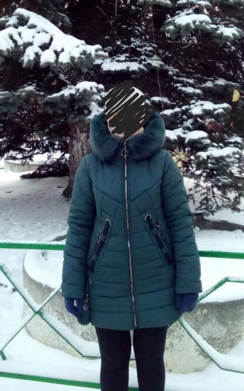 Зимова куртка 42розмір