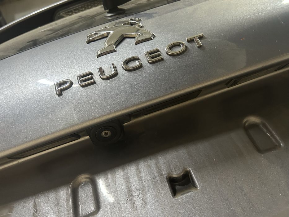 Tampa da mala peugeot 308 T9