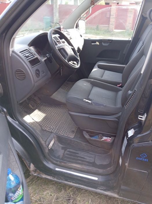 Volkswagen Multivan на бойовому ходу