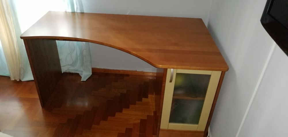 Secretária Madeira