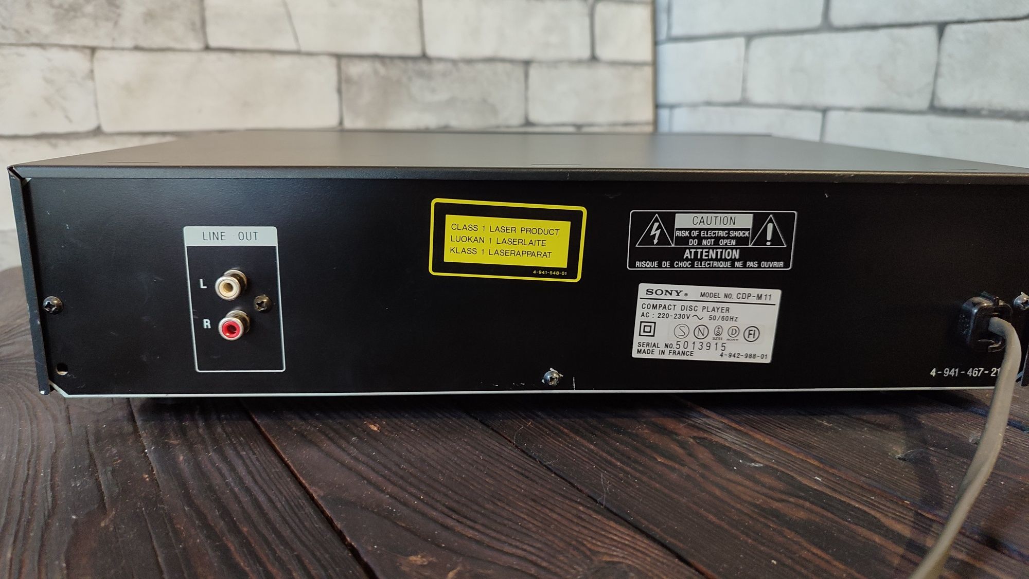CD програвач Sony CDP -M11