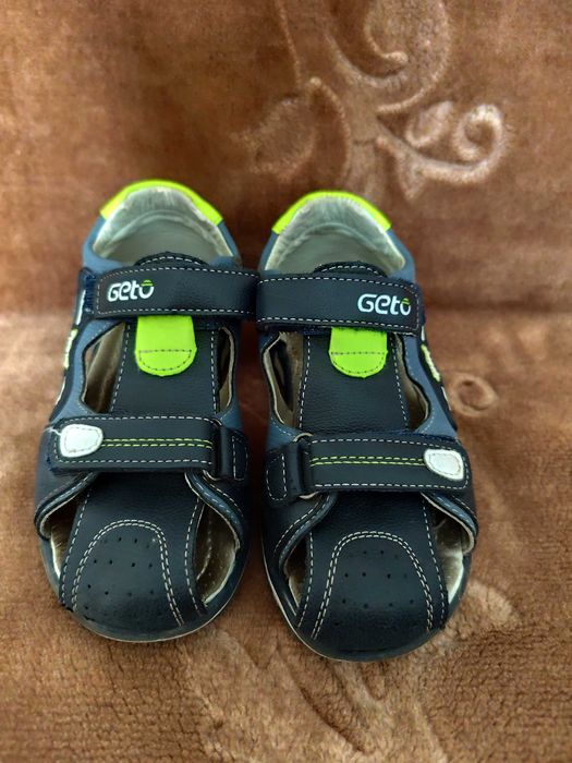 Sandałki chłopięce, rozmiar 31