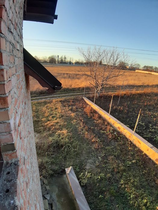 Незавершений будинок