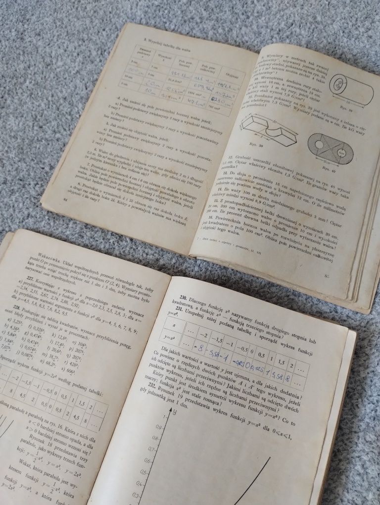 2 zbiory zadań z matematyki Aleksander Białas kl. VII i VIII