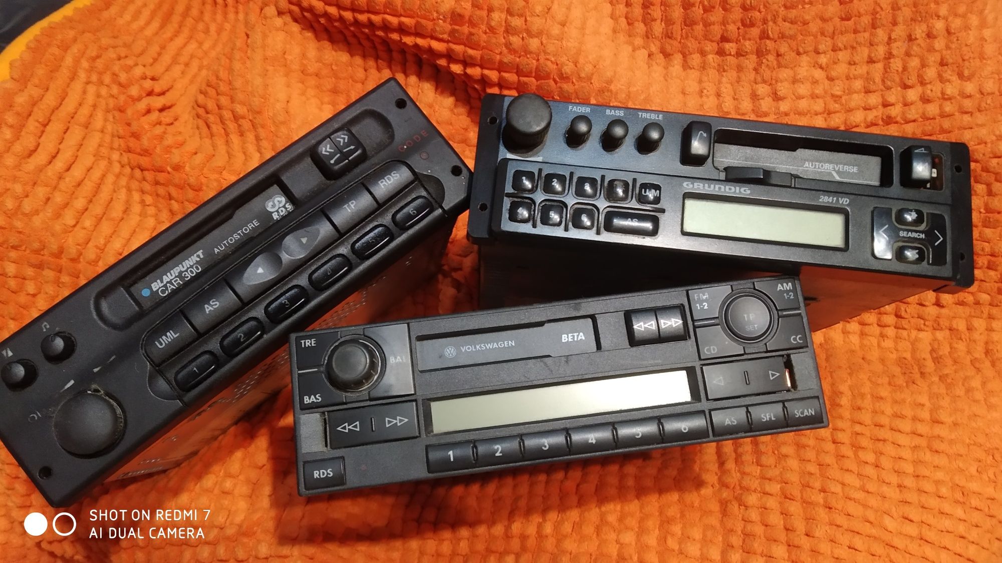 Sprzedam radio z kodem