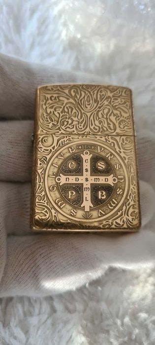 Zapalniczka Zippo Constantine Dwustronna. Nowa