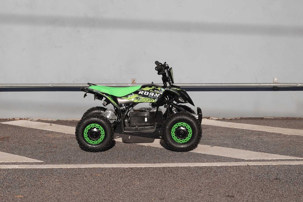 Mini Moto 4 elétrica 800W