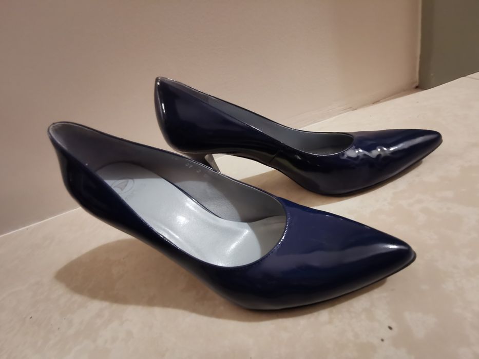 Buty Anis skórzane 39