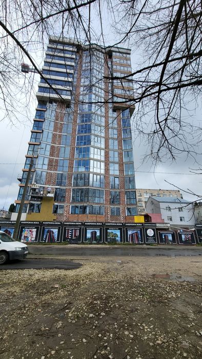 Продаж 2 кім квартири коло ставу та парку.