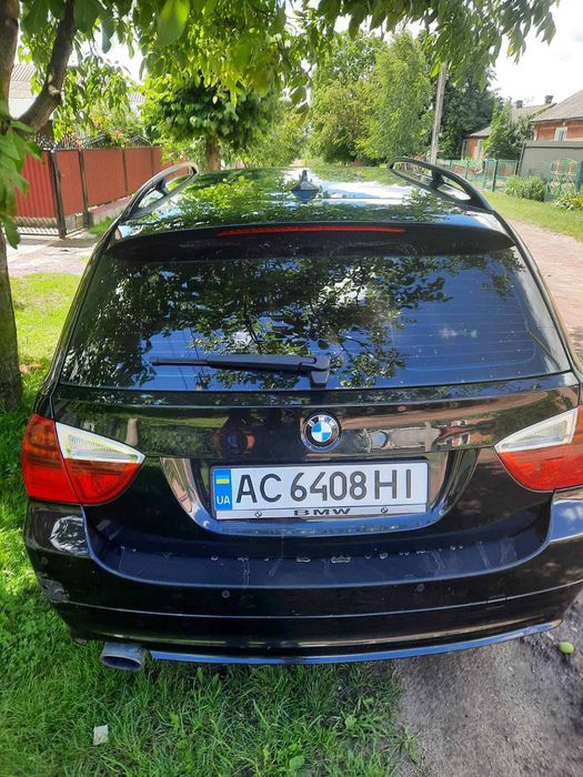 Продам  BMW 318I