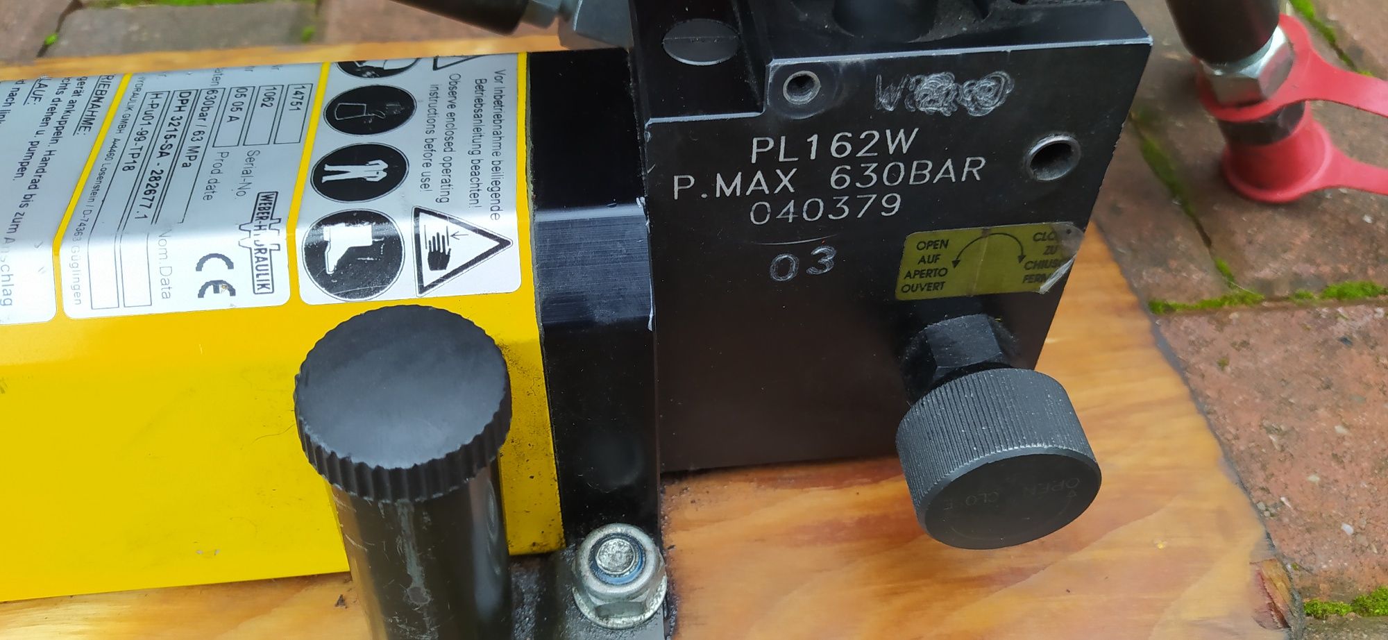 Weber ręczna pompa hydrauliczna DPH 3215-SA