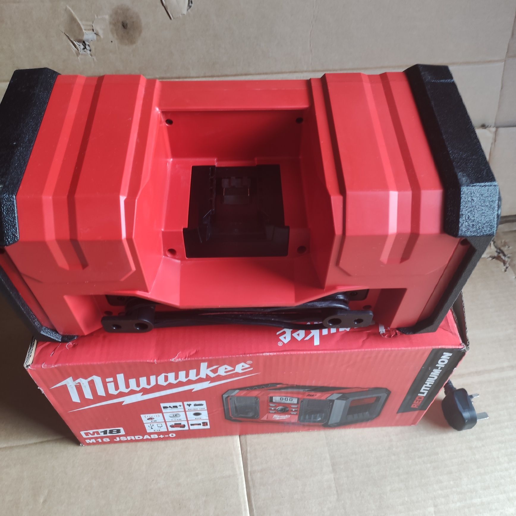 Radio budowlane Milwaukee M18JSRDAB+-0