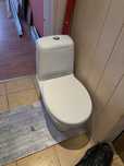 WC Kompakt, w pełni sprawny