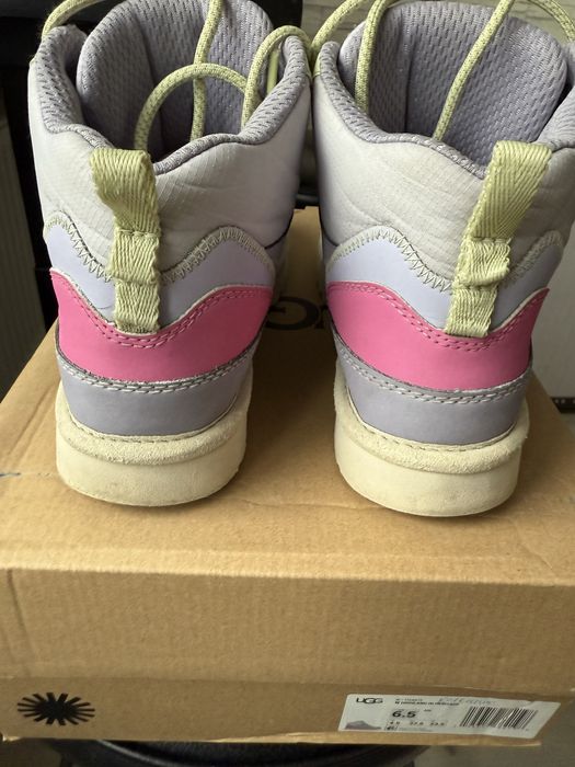 Кросівки зимові, демі UGG оригінал 36.5 розмір