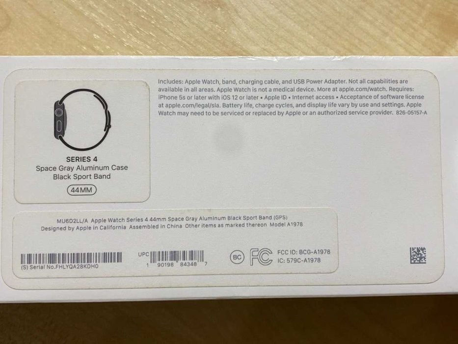 Смарт годинник Apple watch 4 series 44 мм Spase Gray