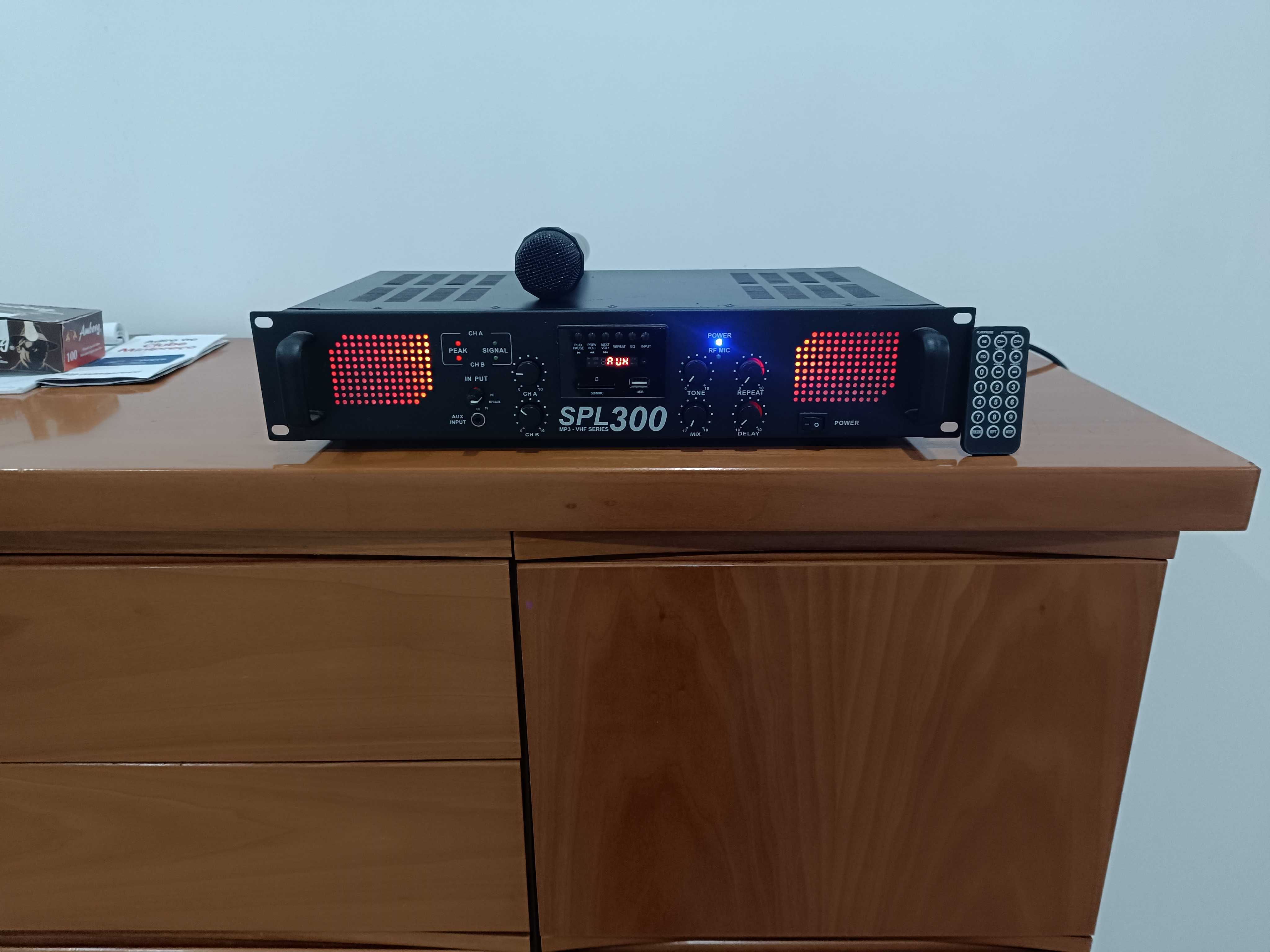 Amplificador SPL 300