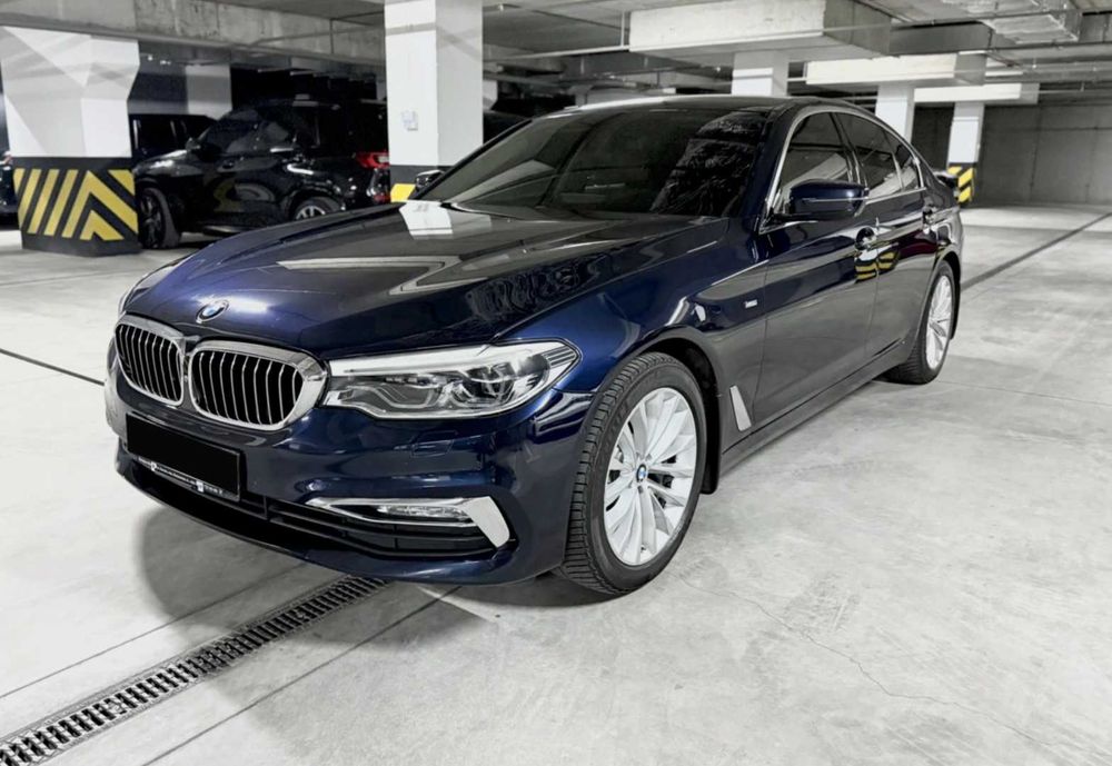 Продаж BMW 5 Series 2017 - відмінний стан , в наявності на дорогах