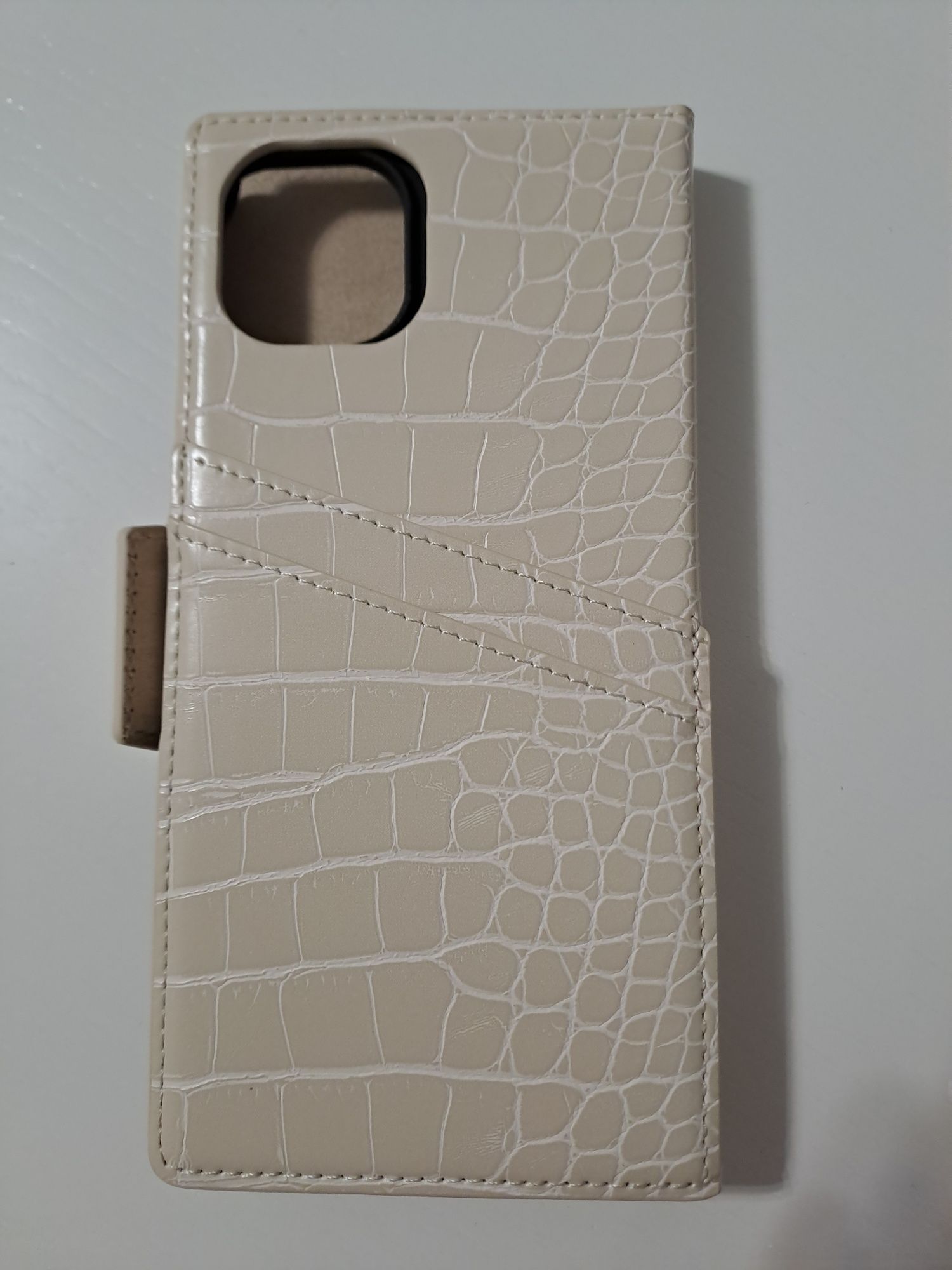 Etui iPhone 14 plus