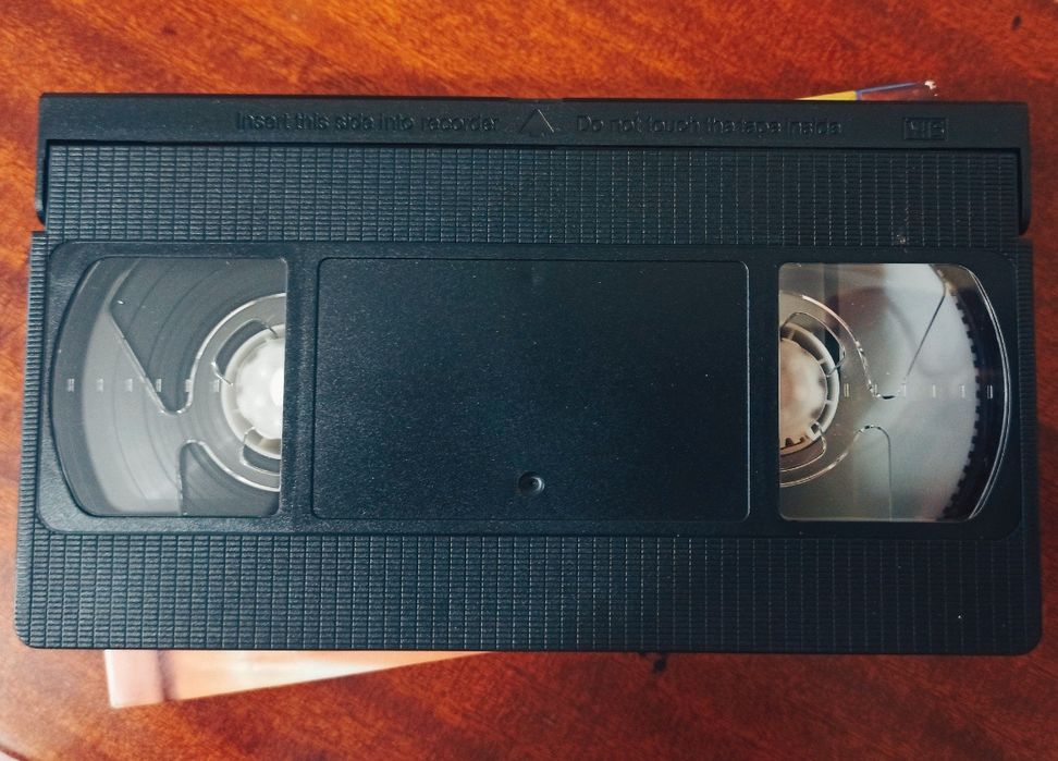 Продам VHS з записами фільмів (180min)