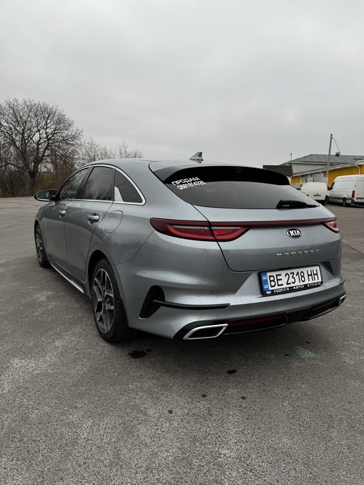 Продам Kia Proceed
