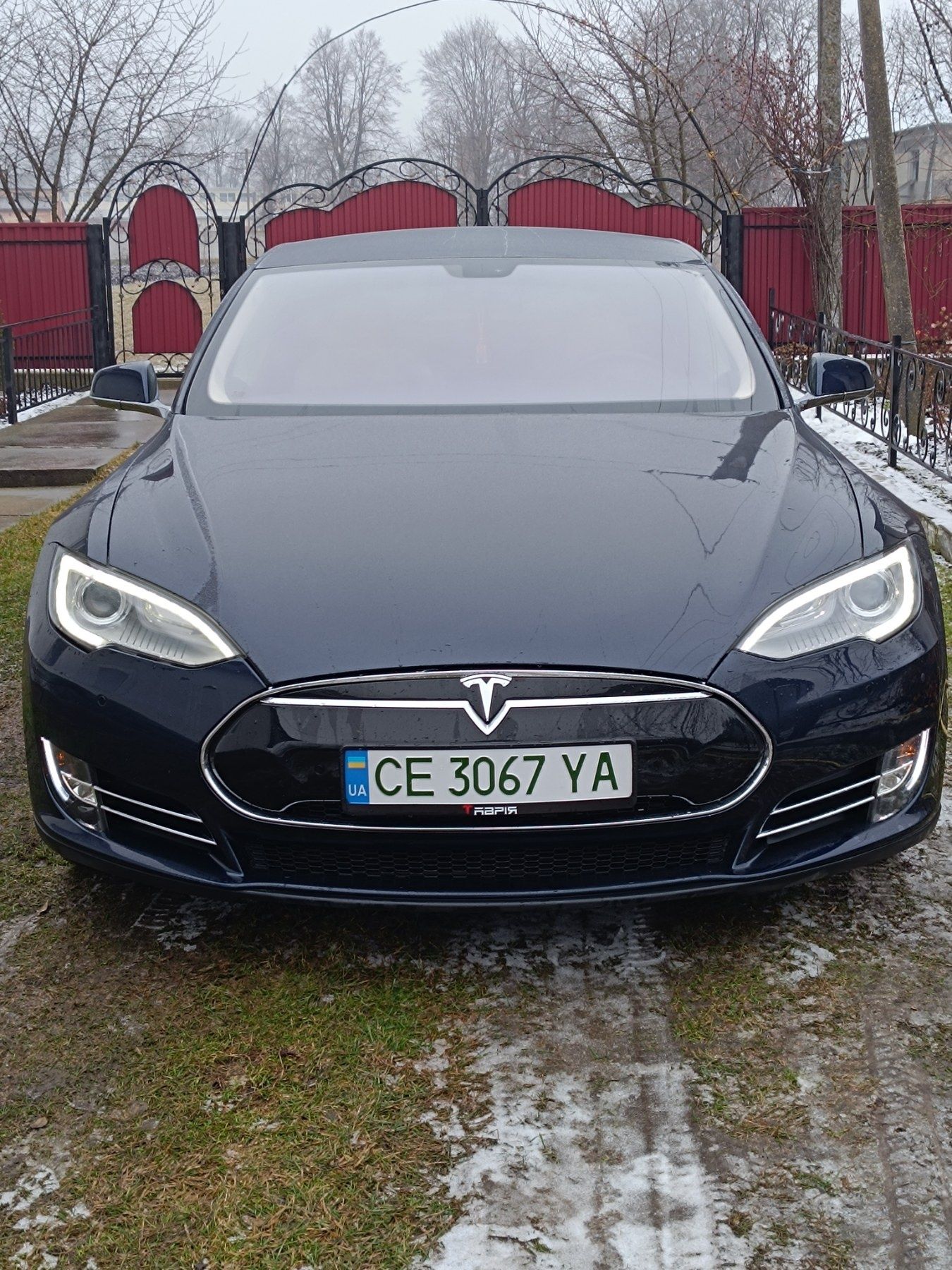 Продам TESLA / Model S