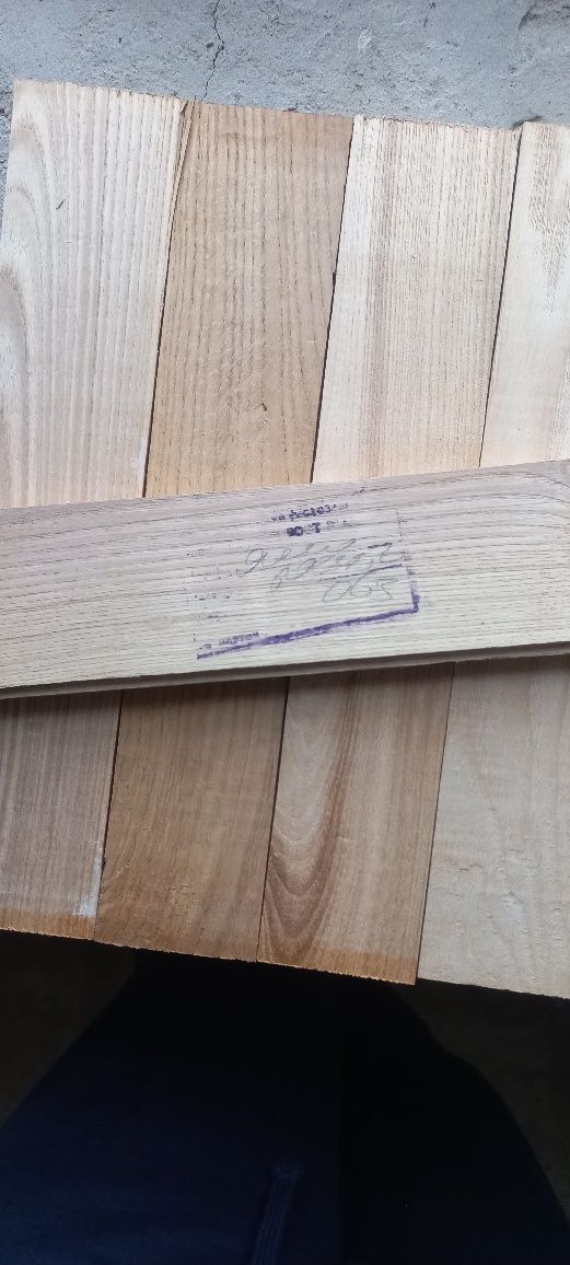 Продам паркет в доброму стані