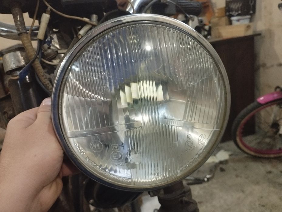 Продам фару Ява 638.5