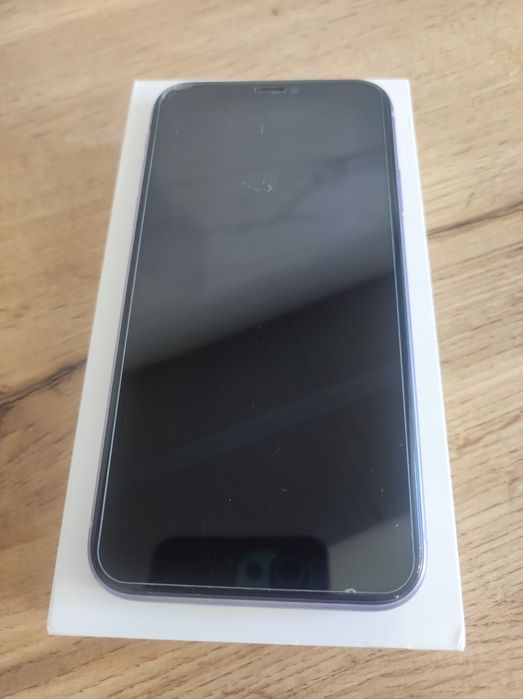 iPhone 11 64gb 70% baterii STAN IDEALNY