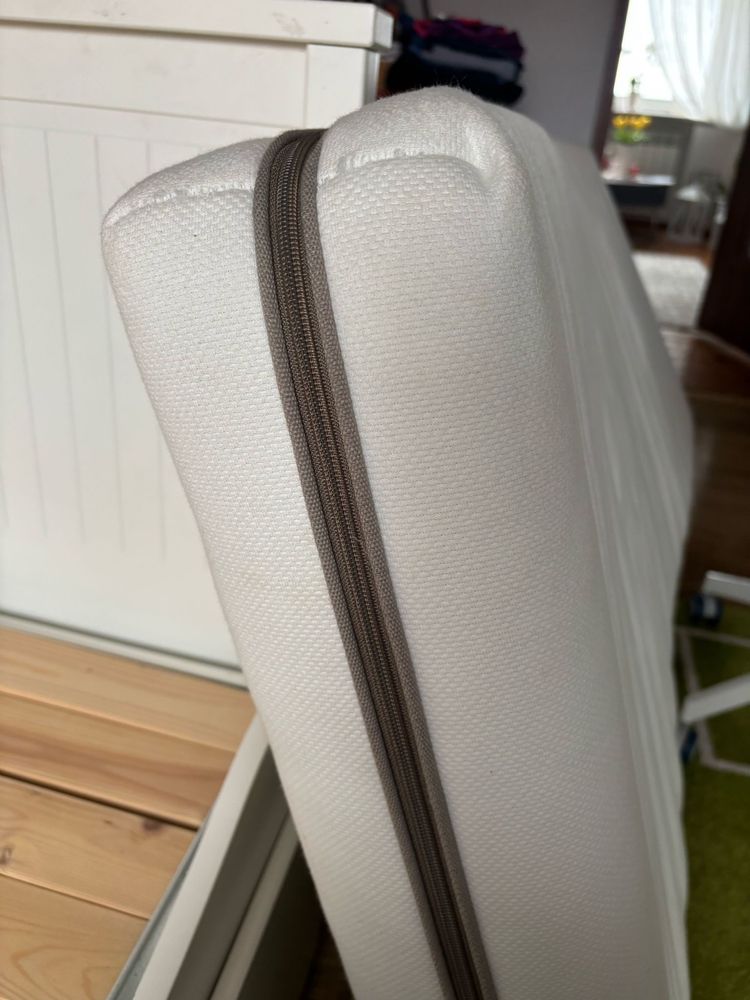 Łóżko ikea hemnes
