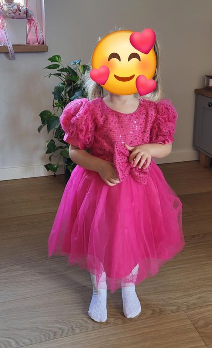 Piękna sukienka r. 98 (z metki 2/3latka)