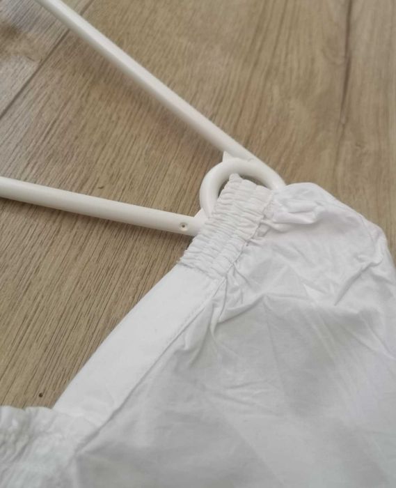 hiszpanka bluzka crop top peplum old money baskinka french connection