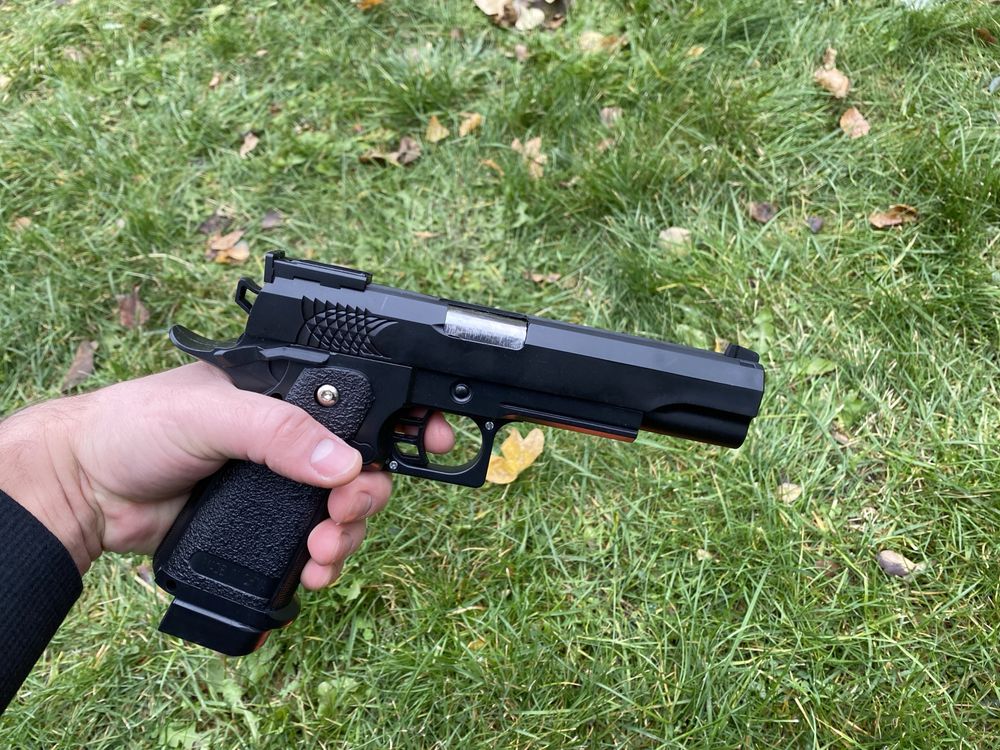 Пістолет на кулях 6мм Hi-Capa Pro +1000 куль/Іграшка