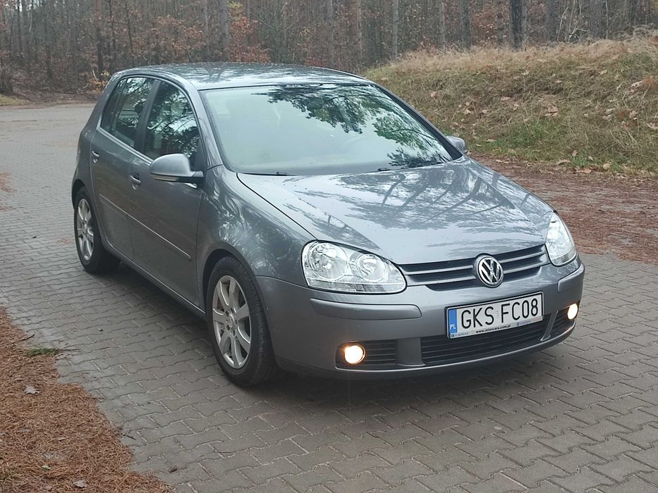 Golf 5 hatchback 1.9 TDI Polski salon mały przebieg