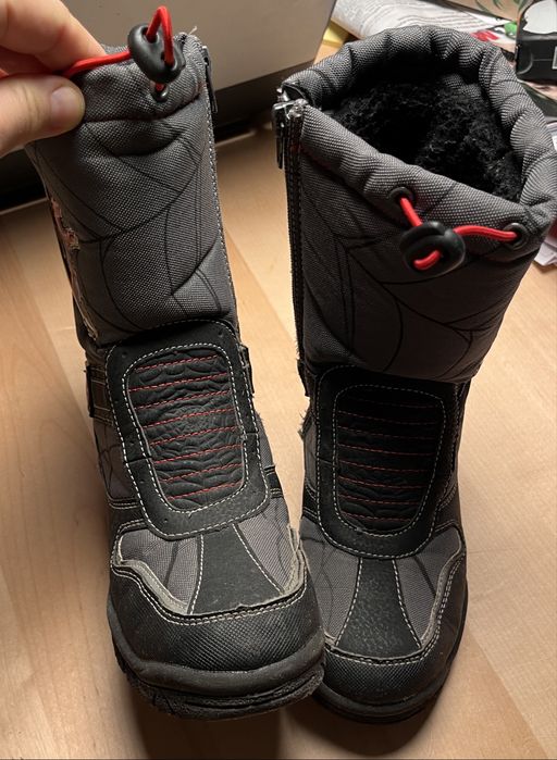 Buty zimowe/ sniegowce Spiderman