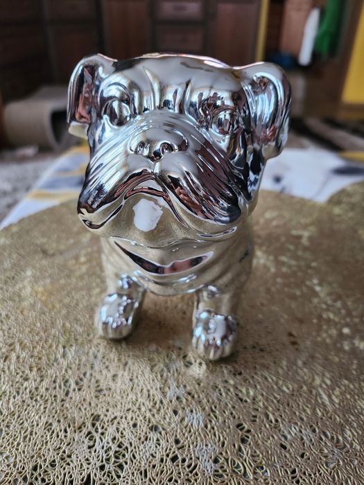 Skarbonka srebrna mops