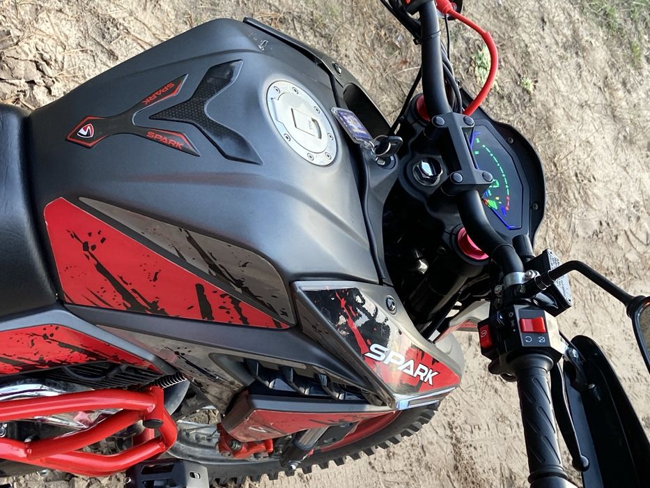 Мотоцыкл Spark 300 эндуро .