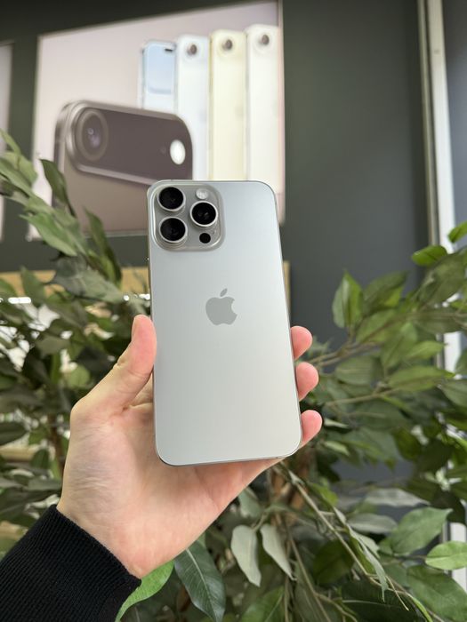 iPhone 15 Pro Max 256GB Natural Titanium