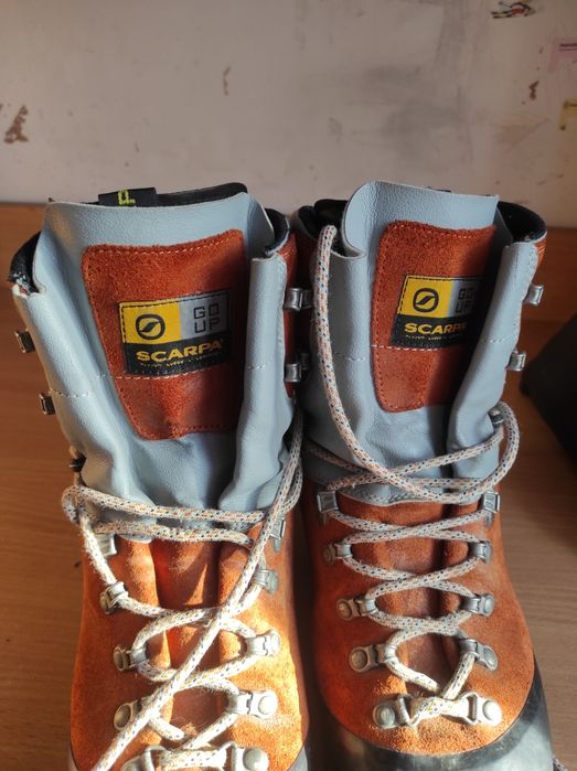 Черевики чоловічі трекінгові непромокаючі альпінізм. Італія. Оригінал