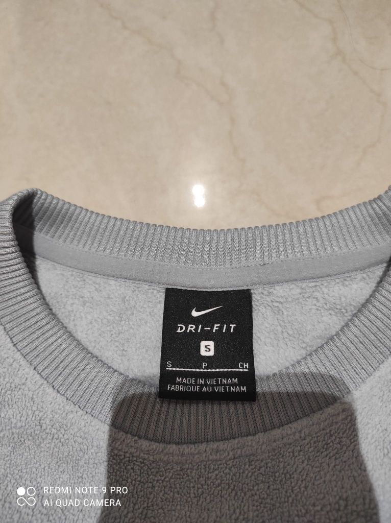 Bluza Nike Crop Top