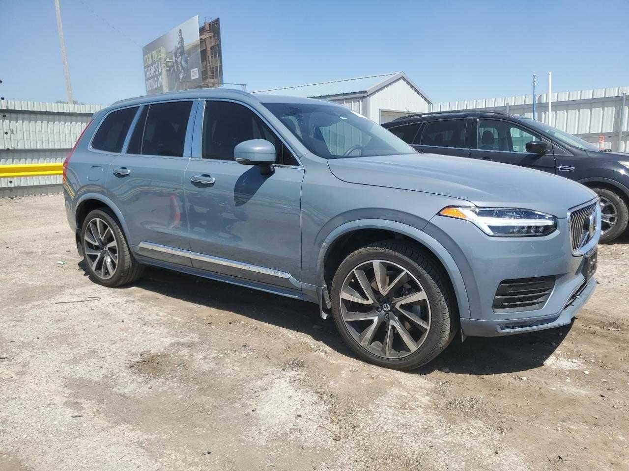 VOLVO XC90 T6 Momentum 2020 Року
