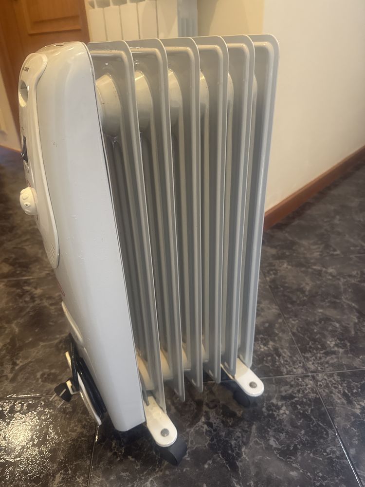 Aquecedor a óleo Becken, 1500W