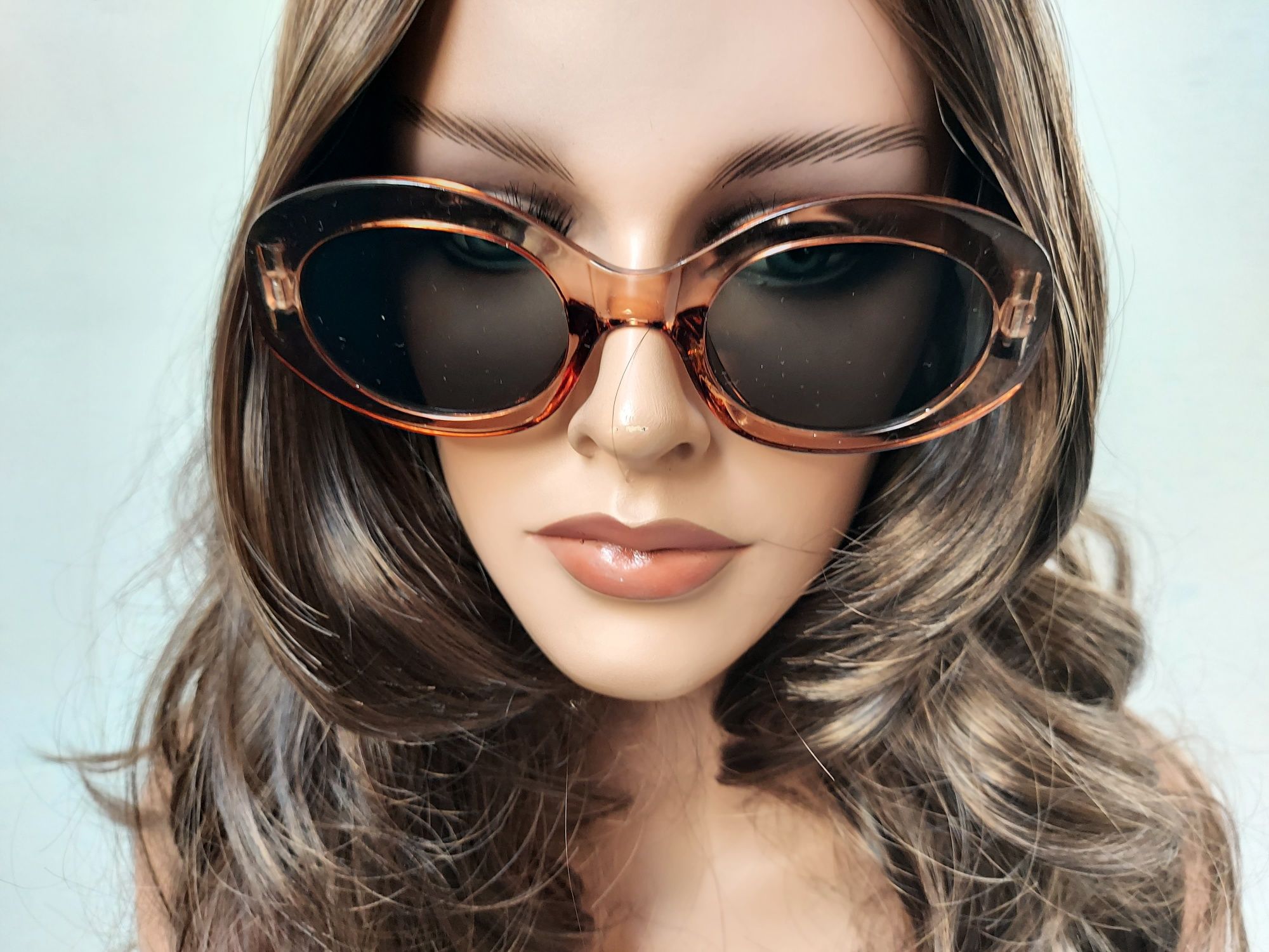 Nowe owalne okulary przeciwsłoneczne szerokie szampanskie oprawki